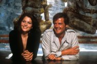 Moonraker (James Bond), Lois Chiles and Roger Moore - 1979