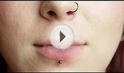 Vertical Lip Piercing - przekłucie wargi [ Red Lipstick